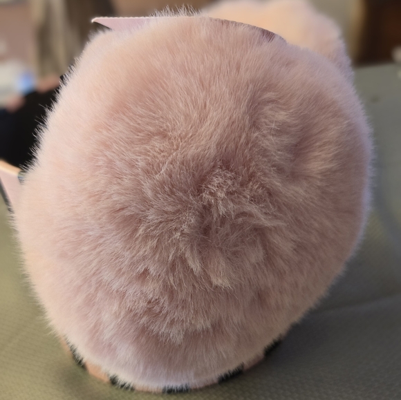 🎁Juicy Couture Adorable Earmuffs in Gift Box - Picture 7 of 10
